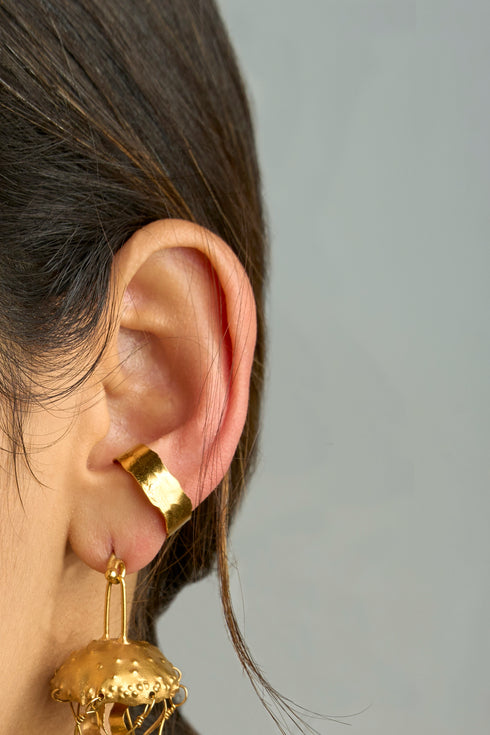 Earcuff - Anillo Midi Olas del mar con Baño en Oro de 24k